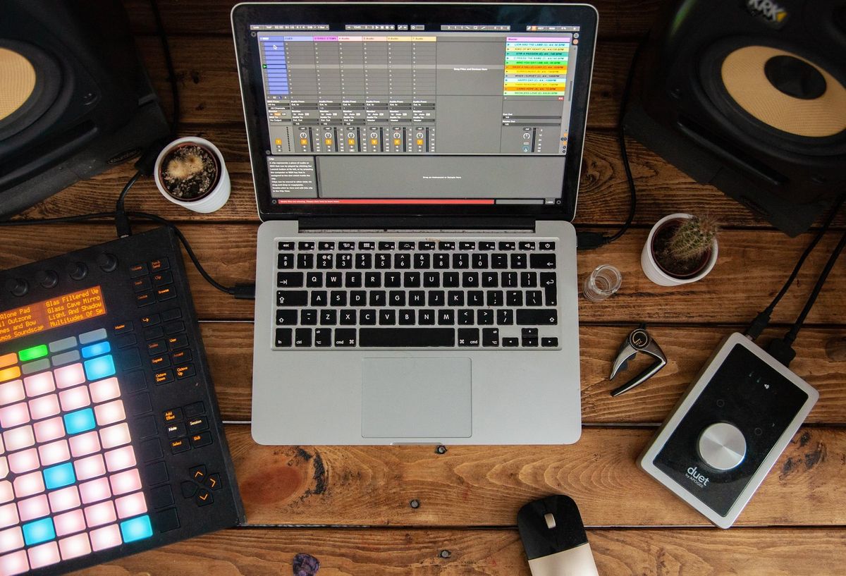 5 MISTAKES TO AVOID WHEN SELF-RECORDING YOUR MUSIC Music Recording